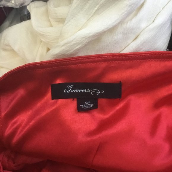 FOREVER 21 Pencil Short Mini Dress Beaded Stretchy Spaghetti Strap Petite Red SP - Picture 9 of 9